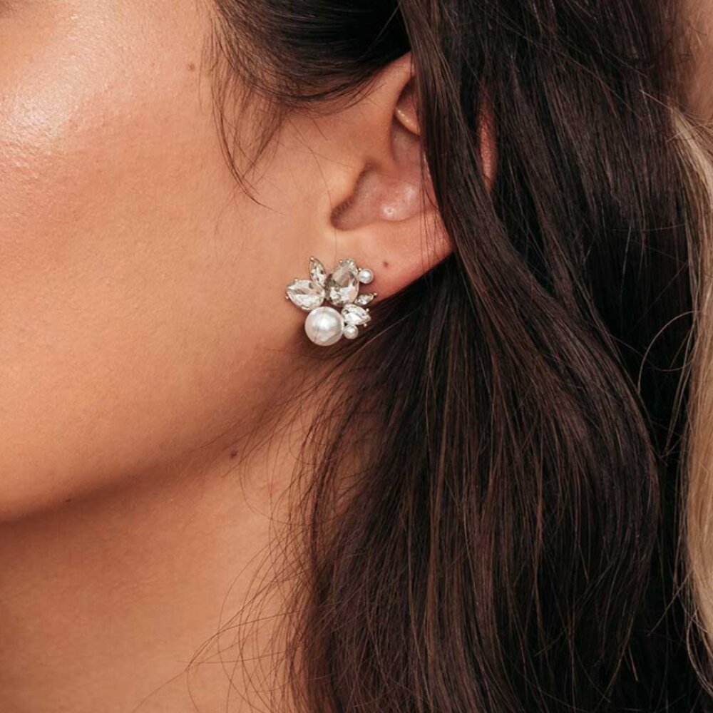 Olive and Piper Bordeaux Studs (NWT)